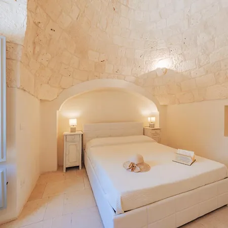 Villa Helloapulia - Family Trulli Pumo Bianco Ceglie Messapica